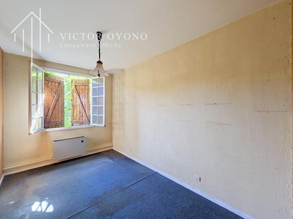 Maison
         7 pièces
        - 145 m² 106 000 € *
