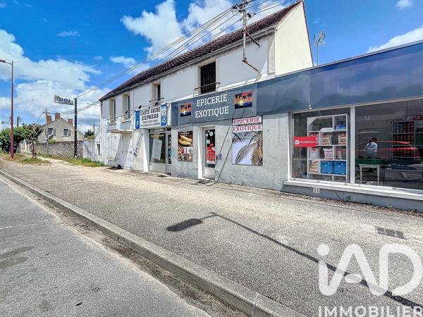 Immeuble à vendre 180 m² Dordives