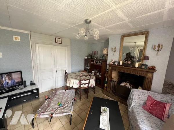 ORBEC POUR INVESTISSEUR ENSEMBLE DE 2 MAISONS LOUEES 494 € et 534 € par mois