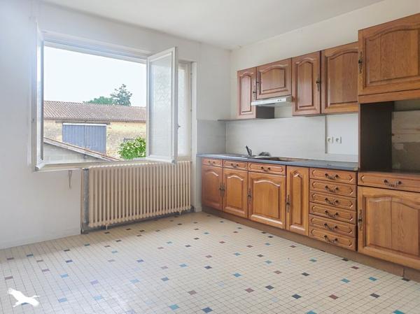 Maison à vendre 155 875 € Soudan 6 p 145 m² DPE C