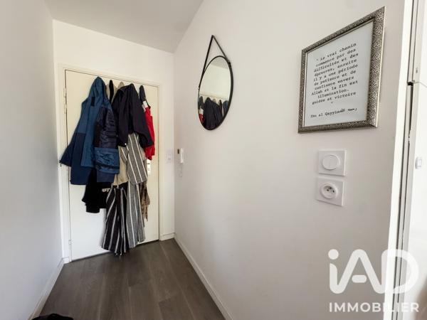 Appartement à vendre 2 pièces 41 m² Sainte-Geneviève-des-Bois