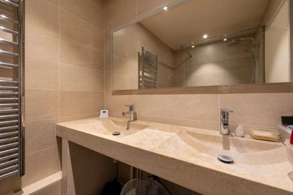 PUTEAUX Front de Seine, 5 pièces, 139m²