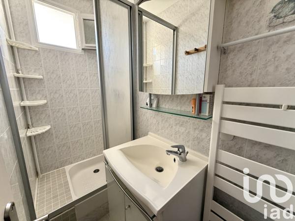 House for sale 7 rooms 135 m² Voisins-le-Bretonneux