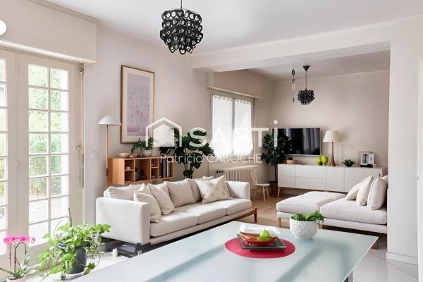 Maison 3 chambres 2 bureaux Jardin Garage Tram B