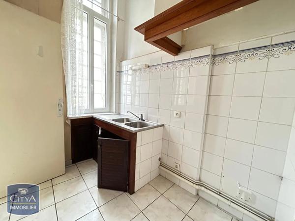 Appartement à louer 4 pièces 84m²