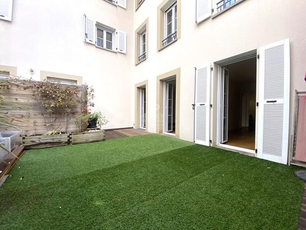 Location meublée, 2 pièce(s) 49.95m² Loyer 1 500 €/mois charges comprises **  - Référence  15586
