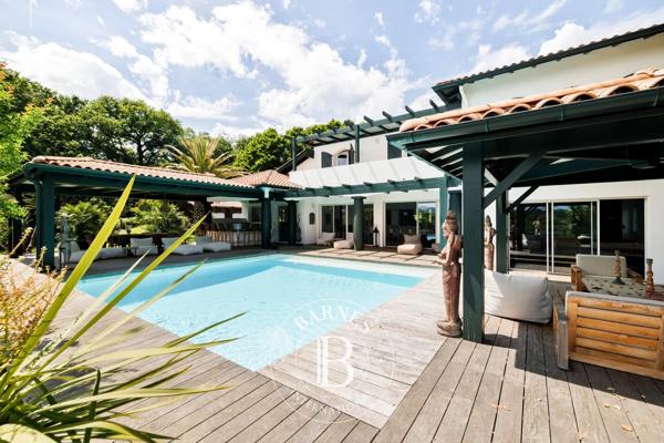 Saint-Jean-de-Luz, Maison 5 Chambres -  350 m² à vendre