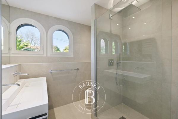 Saint-Jean-de-Luz, Maison 5 Chambres -  350 m² à vendre