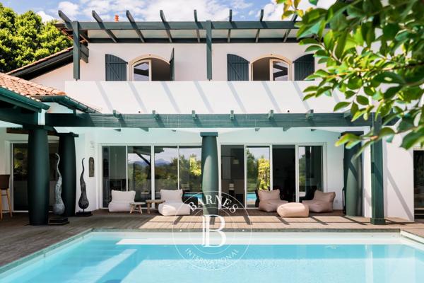 Saint-Jean-de-Luz, Maison 5 Chambres -  350 m² à vendre