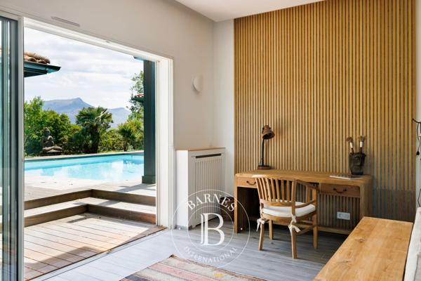 Saint-Jean-de-Luz, Maison 5 Chambres -  350 m² à vendre