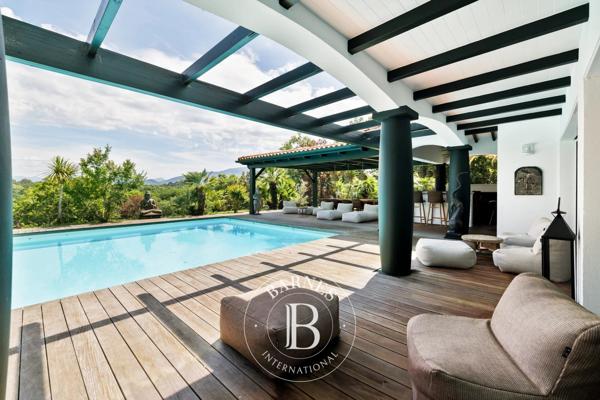 Saint-Jean-de-Luz, Maison 5 Chambres -  350 m² à vendre