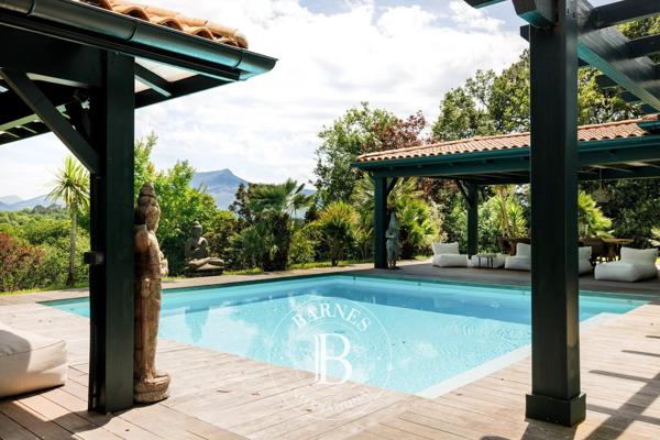 Saint-Jean-de-Luz, Maison 5 Chambres -  350 m² à vendre