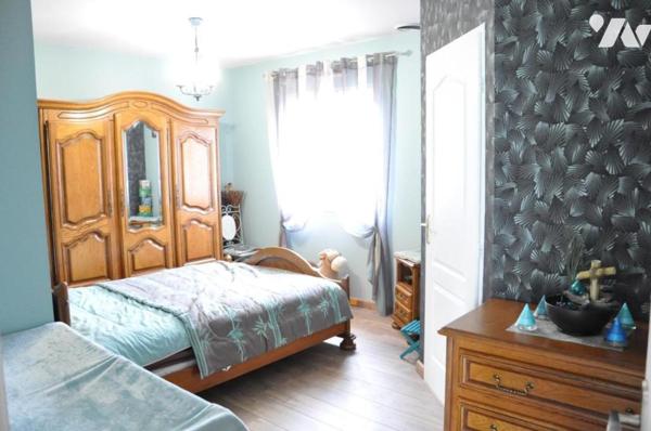 ORLEIX MAISON D'HABITATION DE PLAIN PIED