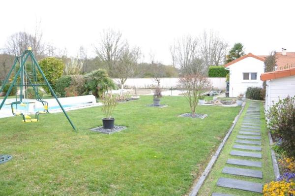 ORLEIX MAISON D'HABITATION DE PLAIN PIED