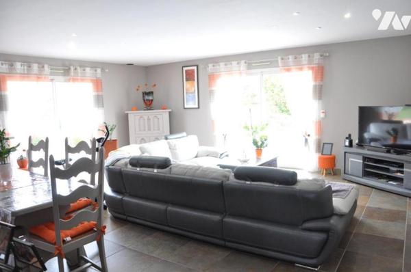 ORLEIX MAISON D'HABITATION DE PLAIN PIED