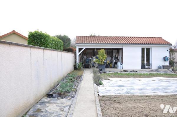 ORLEIX MAISON D'HABITATION DE PLAIN PIED