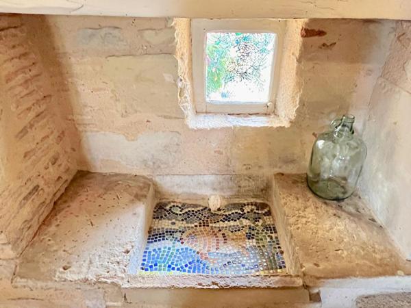 MAISON EN PIERRES ET GITE