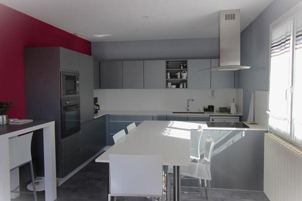 Villa Saintes 6 pièces - 4 Chambres -  133 m2