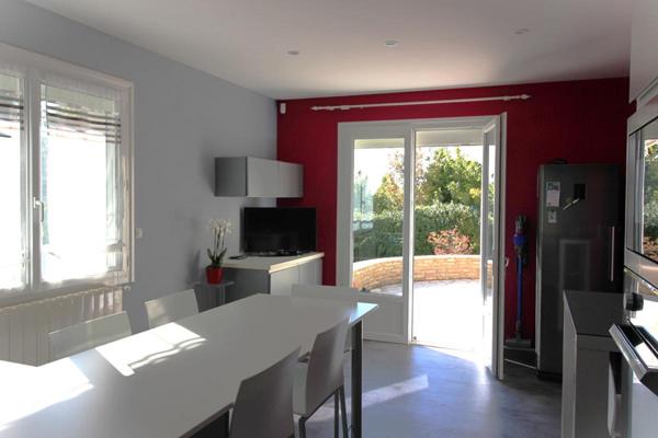 Villa Saintes 6 pièces - 4 Chambres -  133 m2