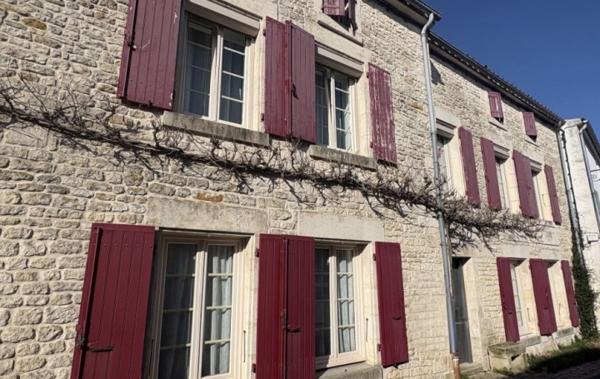 Vente Maison rénové(e) Coulon