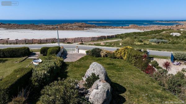 Maison à vendre à Trévou-Tréguignec dans les Côtes-d'Armor (22660), ref : A41