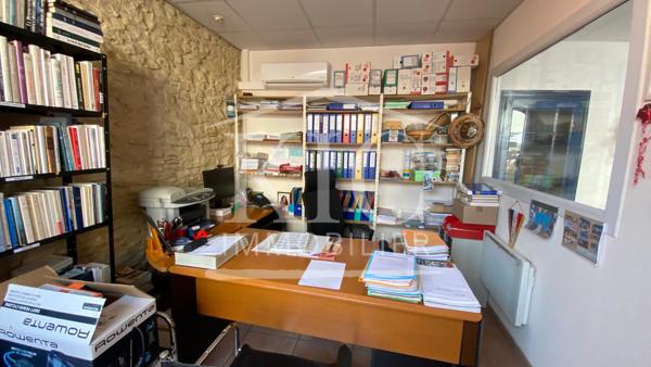 ENTRE CARCASSONNE ET CASTELNAUDARY- IMMEUBLE - LOCAL PROFESSIONNEL - 2 APPARTEMENTS Détails des diagnostics énergétiques