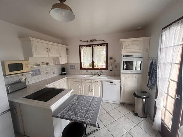 Maison 130m² 3 chambres - grand sous sol- secteur calme et agréable - LE BOCASSE