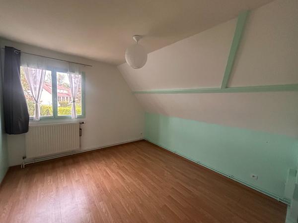 Maison 130m² 3 chambres - grand sous sol- secteur calme et agréable - LE BOCASSE
