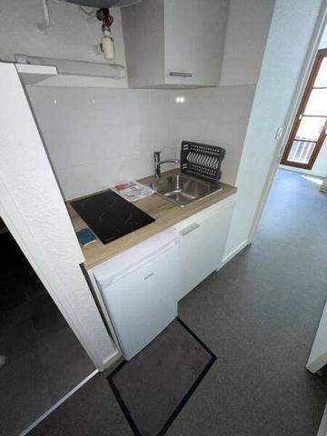 Appartement 1 pièce                                        - 42000 Saint-Étienne Réf : 13156
