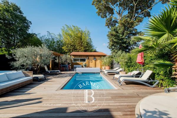 Talence, Maison 5 Chambres -  235 m² à vendre