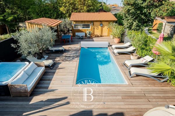 Talence, Maison 5 Chambres -  235 m² à vendre