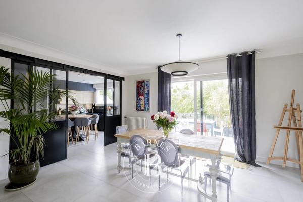 Talence, Maison 5 Chambres -  235 m² à vendre