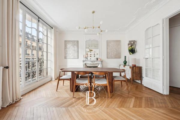Paris 10ème, Appartement  115 m² à vendre