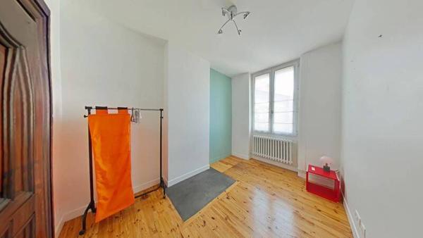 Appartement 4 pièces                                        - 42000 Saint-Étienne Réf : 11891