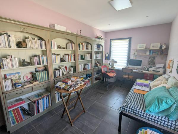 Viager occupé – Investissement rare dans une villa contemporaine d’exception (dame de 78 ans)