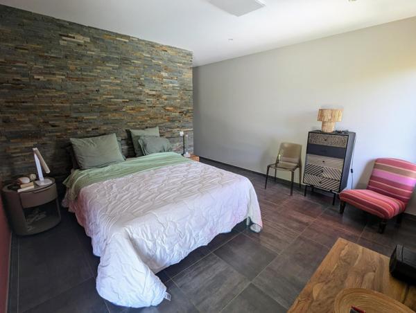 Viager occupé – Investissement rare dans une villa contemporaine d’exception (dame de 78 ans)