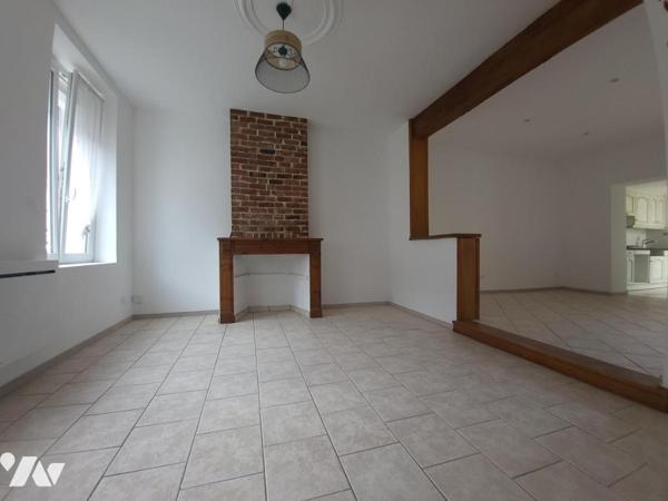 Charmante maison rénovée à deux pas des marais et de la gare !