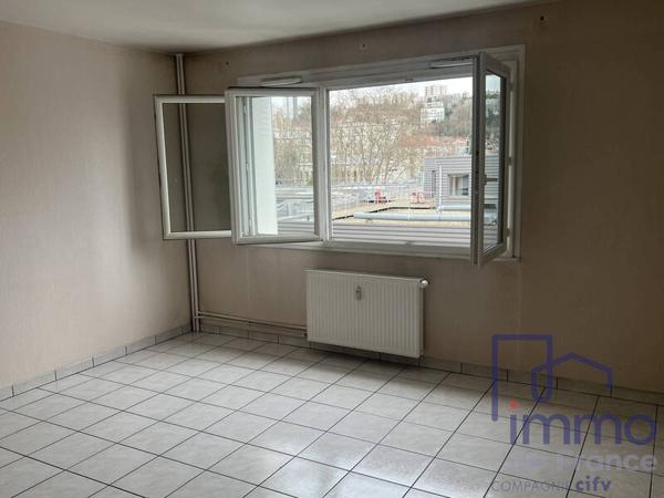 Appartement 3 pièces                                        - 42000 Saint-Étienne Réf : 2863-CIFVFOREZVELAY
