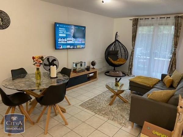 Appartement à louer 2 pièces 47.8m²