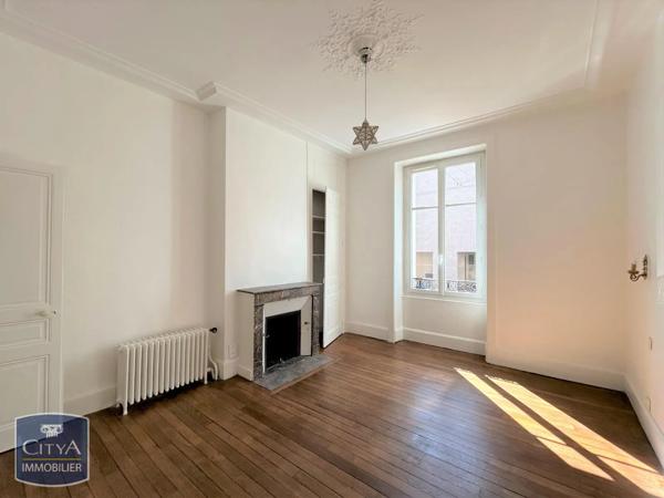 Appartement à louer 4 pièces 100.52m² Limoges (87000)