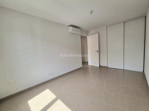 Vente                                                      Appartement
                        
                     3 pièces                      63 m2                     à Draguignan