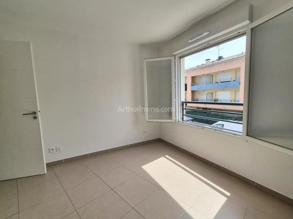 Vente                                                      Appartement
                        
                     3 pièces                      63 m2                     à Draguignan