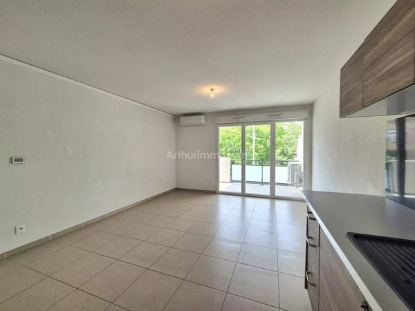 Vente                                                      Appartement
                        
                     3 pièces                      63 m2                     à Draguignan