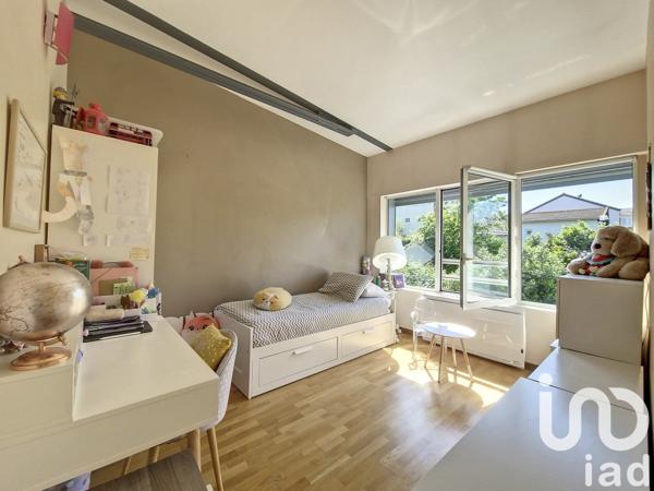 Maison 5 pièces de 95 m² à Bagneux (92220)