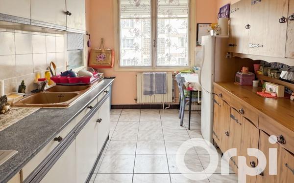 Appartement à vendre    3 pièces •  Tarascon