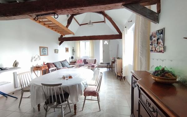 Maison à vendre    5 pièces •  Yvetot