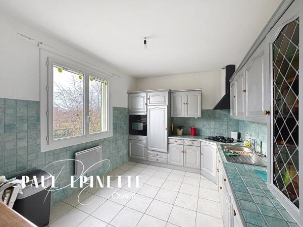 Maison 4 pièces 102m2 avec piscine et annexe