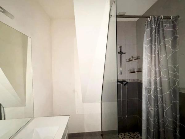 Appartement à louer 3 pièces 68.75m² Delle (90100)