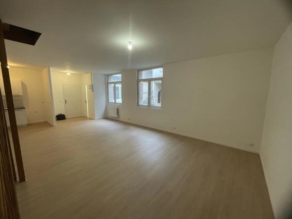 Location Appartement 3 pièces 80 m2 à Saint-Quentin