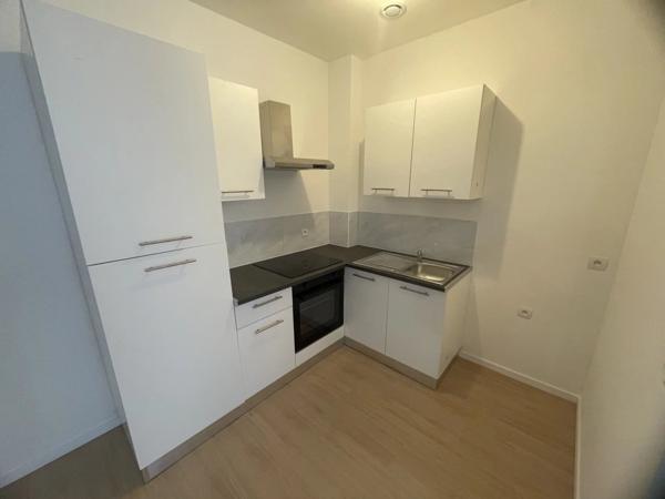 Location Appartement 3 pièces 80 m2 à Saint-Quentin